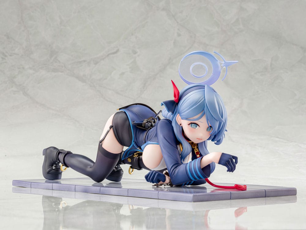 Blue Archive Estatua PVC 1/7 Ako Memorial Lobby Ver. 23 cm Frikytopia
