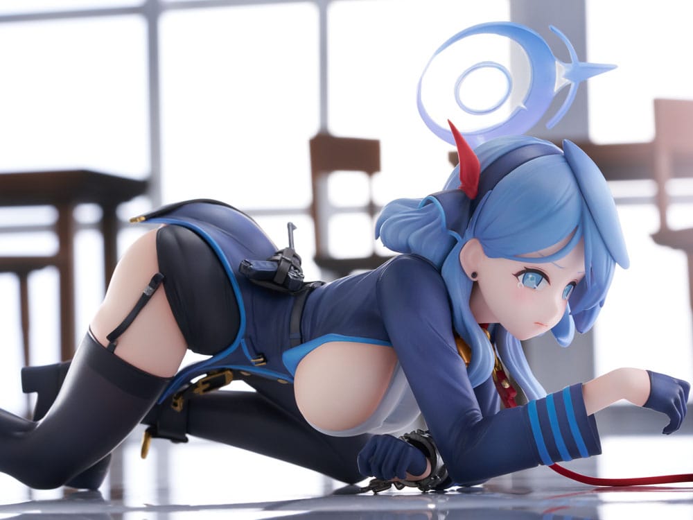 Blue Archive Estatua PVC 1/7 Ako Memorial Lobby Ver. 23 cm