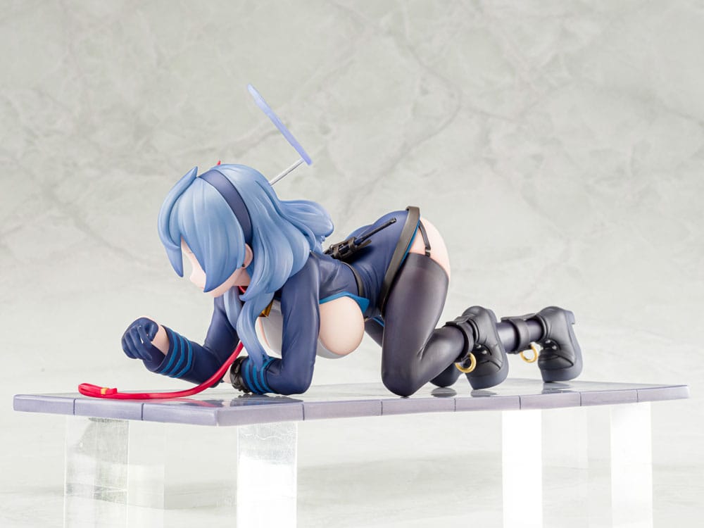 Blue Archive Estatua PVC 1/7 Ako Memorial Lobby Ver. 23 cm