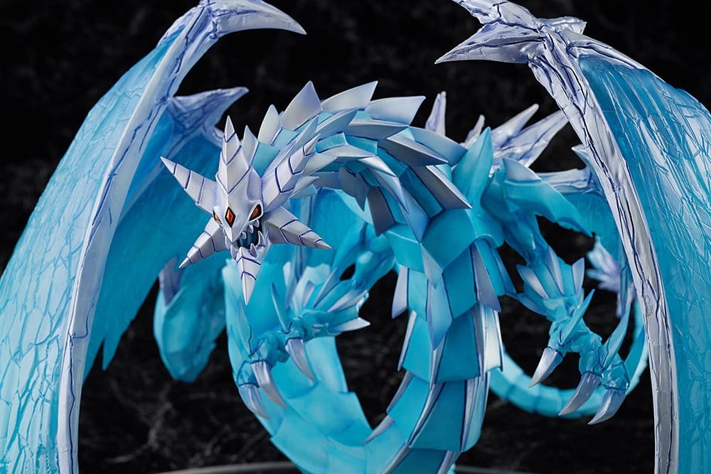 Yu-Gi-Oh! Card Game Monster Figure Collection Figura PVC Brionac, Dragon of the Ice Barrier 26 cm