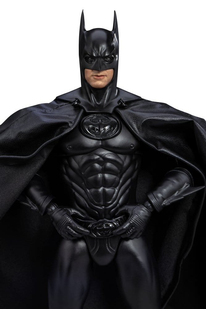 DC Comics Dynamic 8ction Heroes Figura Batman (Batman & Robin) 21 cm