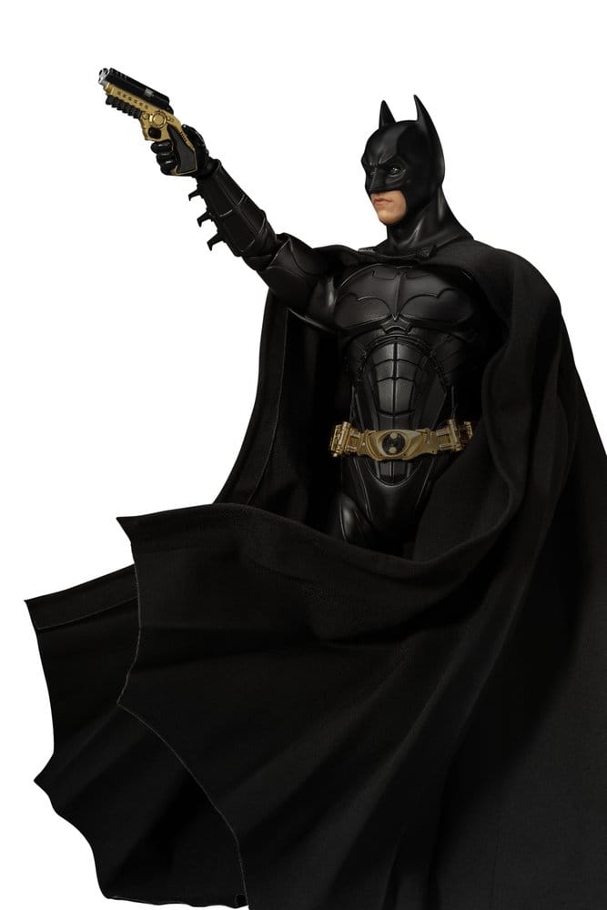 DC Comics Dynamic 8ction Heroes Figura Batman (Batman Begins) 21 cm
