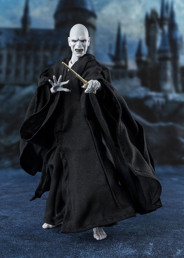 Harry Potter y el cáliz de fuego Figura S.H. Figuarts Lord Voldemort 15 cm Frikytopia