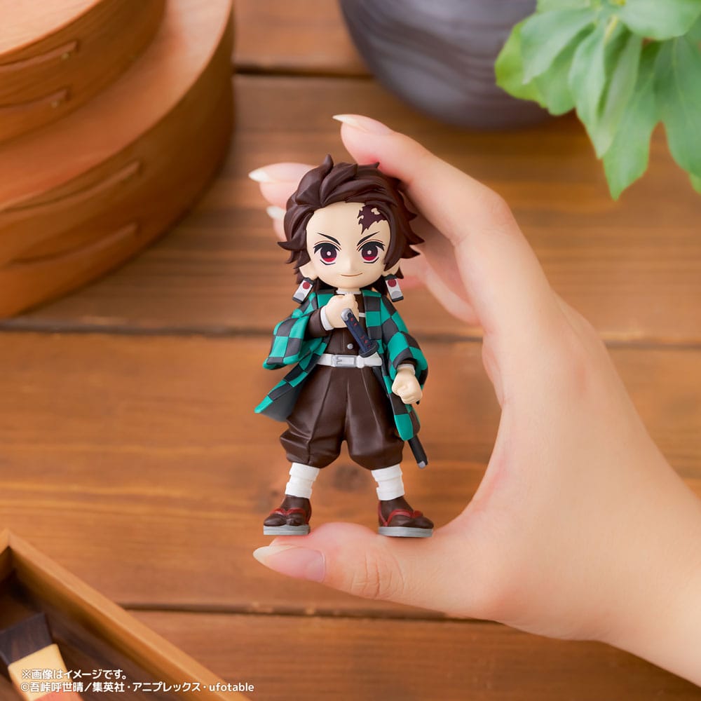 Demon Slayer: Kimetsu no Yaiba figuras PVC PalVerse 9 cm Surtido (6)
