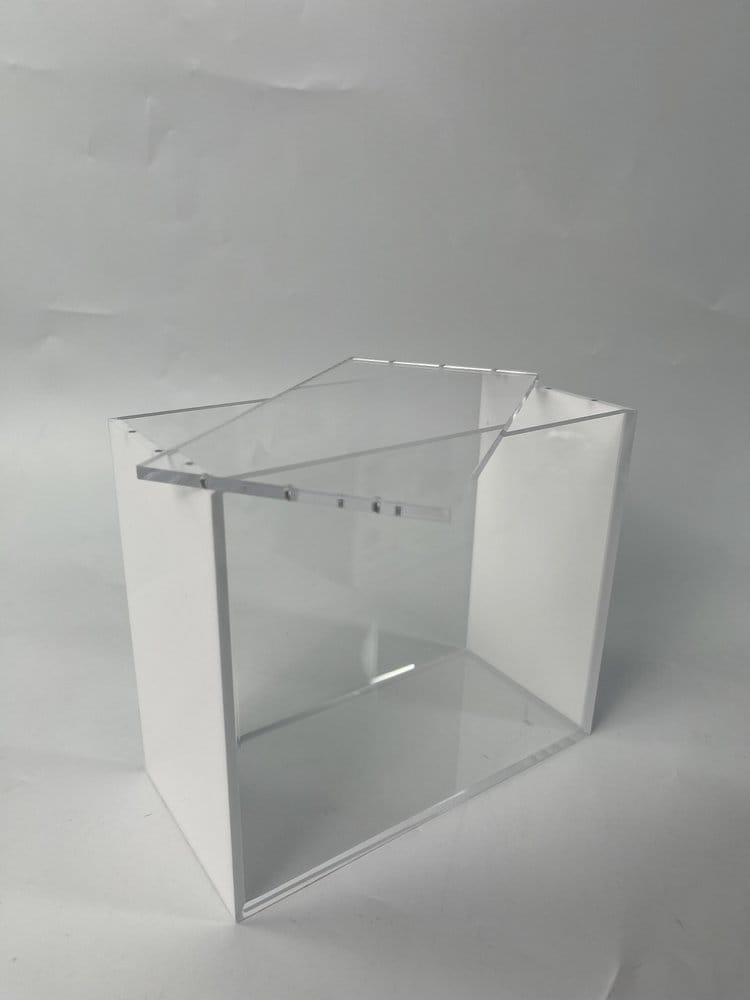 Evoretro Vitrina de Acrílico Magnética para ETB con Lados de Colores - Blanco
