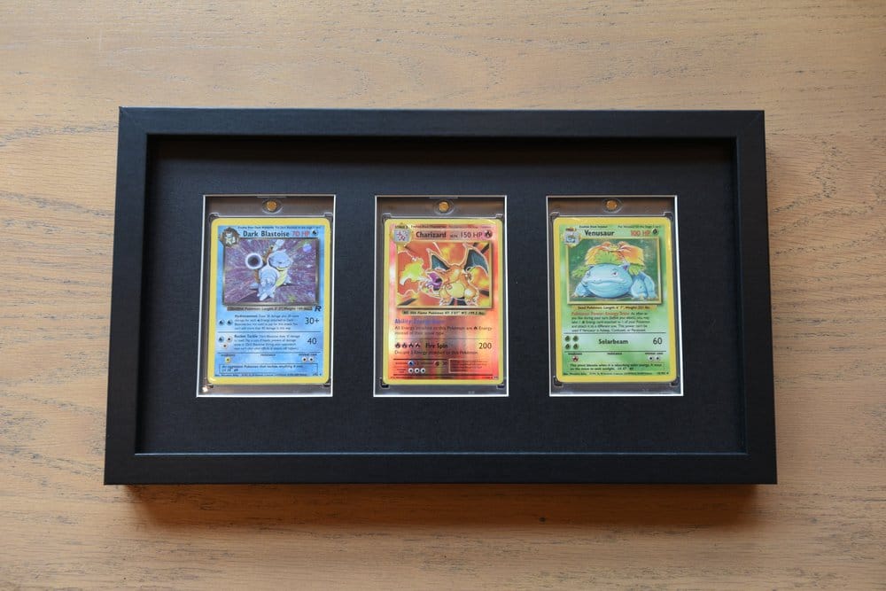 Evoretro Marco de Exhibición Vitrina para 3 Tarjetas en Caja Magnética