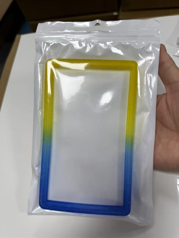 Evoretro Bumper para Slab de Tarjeta Graduada PSA Gradient Yellow-Blue Glitter Frikytopia