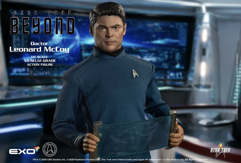 Star Trek: Além do Universo Figura 1/6 Dr. 'Bones' McCoy 30 cm