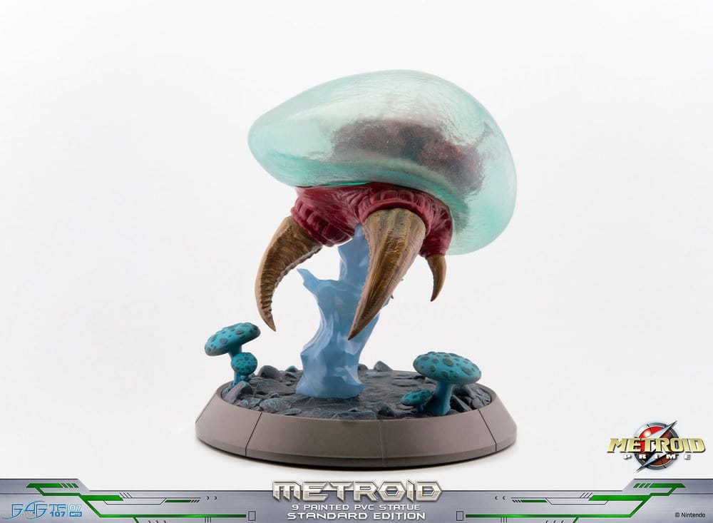 Metroid Prime Figura PVC Metroid (Standard) (Glow in the Dark) 21 cm