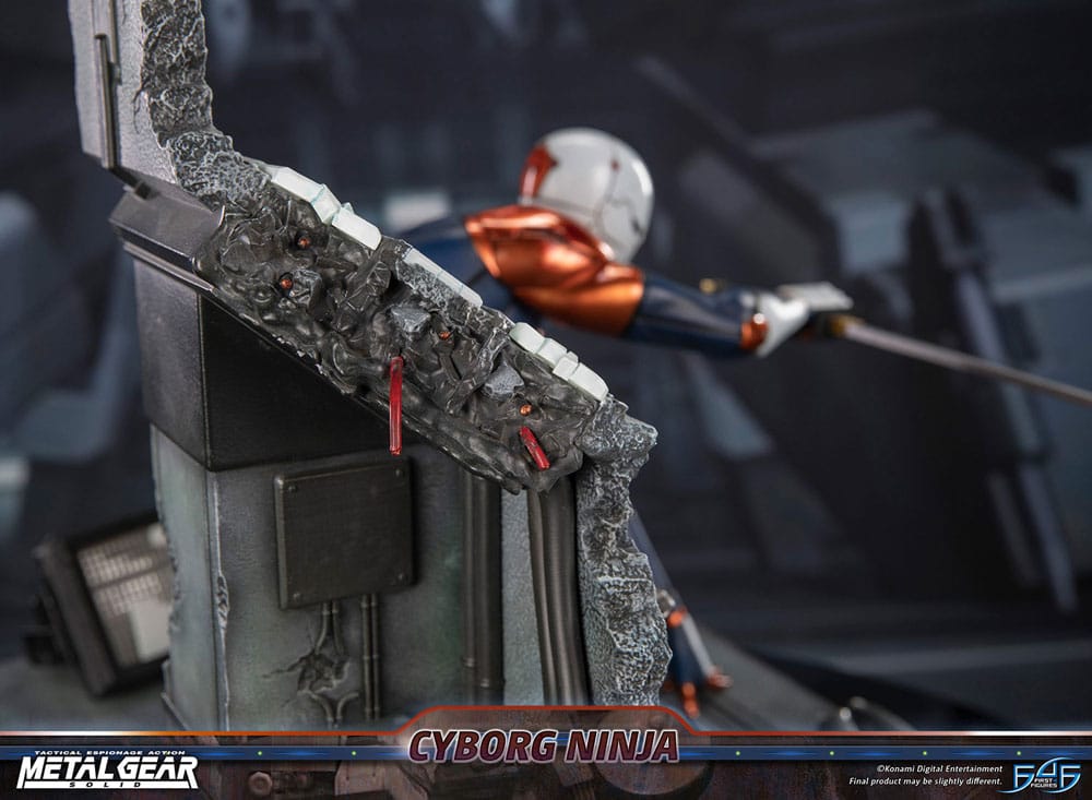 Metal Gear Solid Estatua Cyborg Ninja (Gray Fox) 41 cm