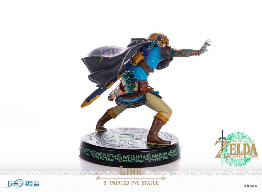 The Legend of Zelda: Tears of the Kingdom Estatua PVC Link 18 cm