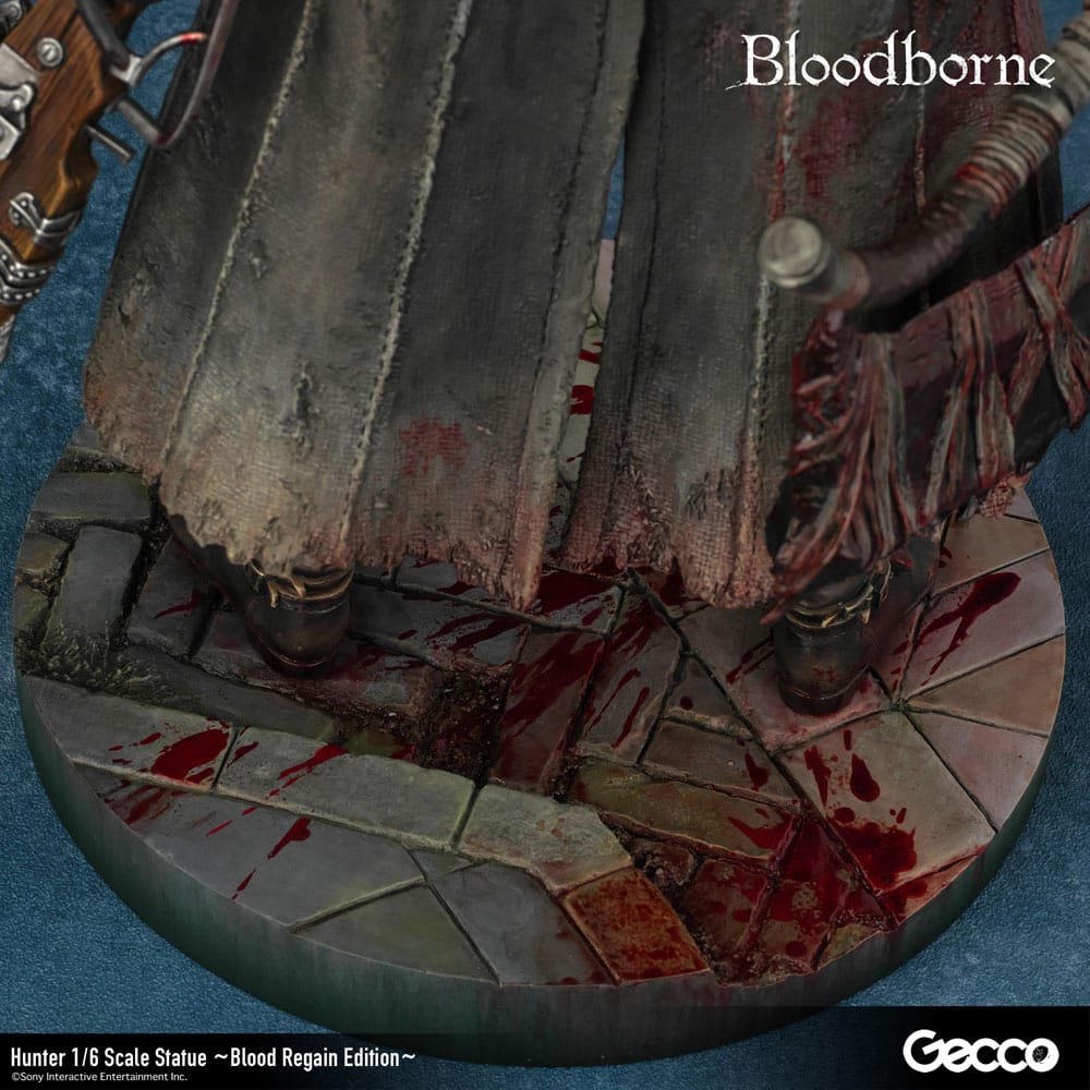 Bloodborne The Old Hunters Estátua PVC 1/6 Hunter Blood Regain Edition 32 cm
