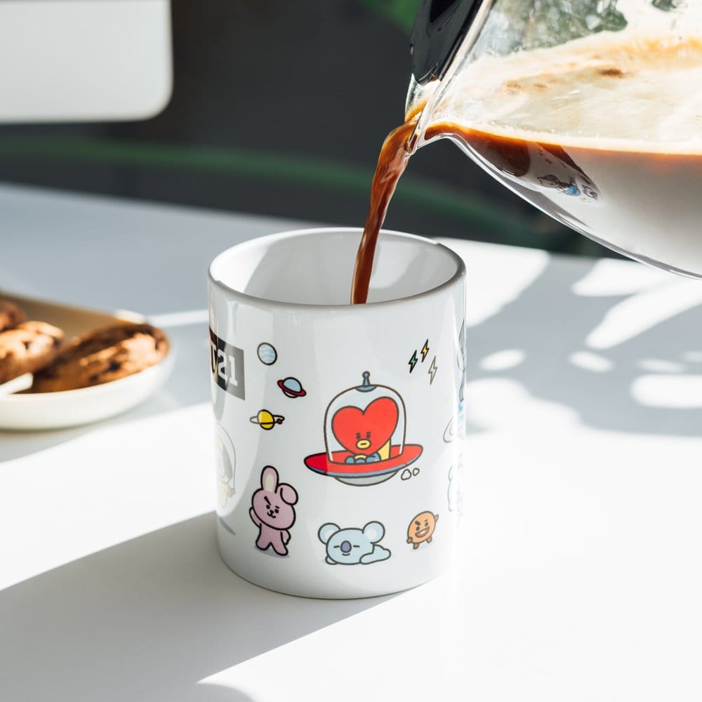 Taza Universtar BT21 330ml