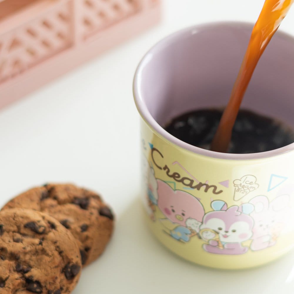 Taza premium Ice Cream BT21