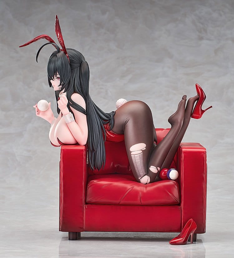 Azur Lane Figura PVC 1/7 Taihou: Fun on the Baize - Illustration Ver. 22 cm