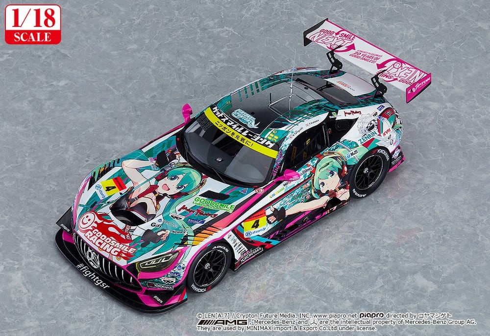 Hatsune Miku GT Project Vehículo 1/18 Good Smile Hatsune Miku AMG 2020 SUPER GT Okayama Test Ver. 26 cm