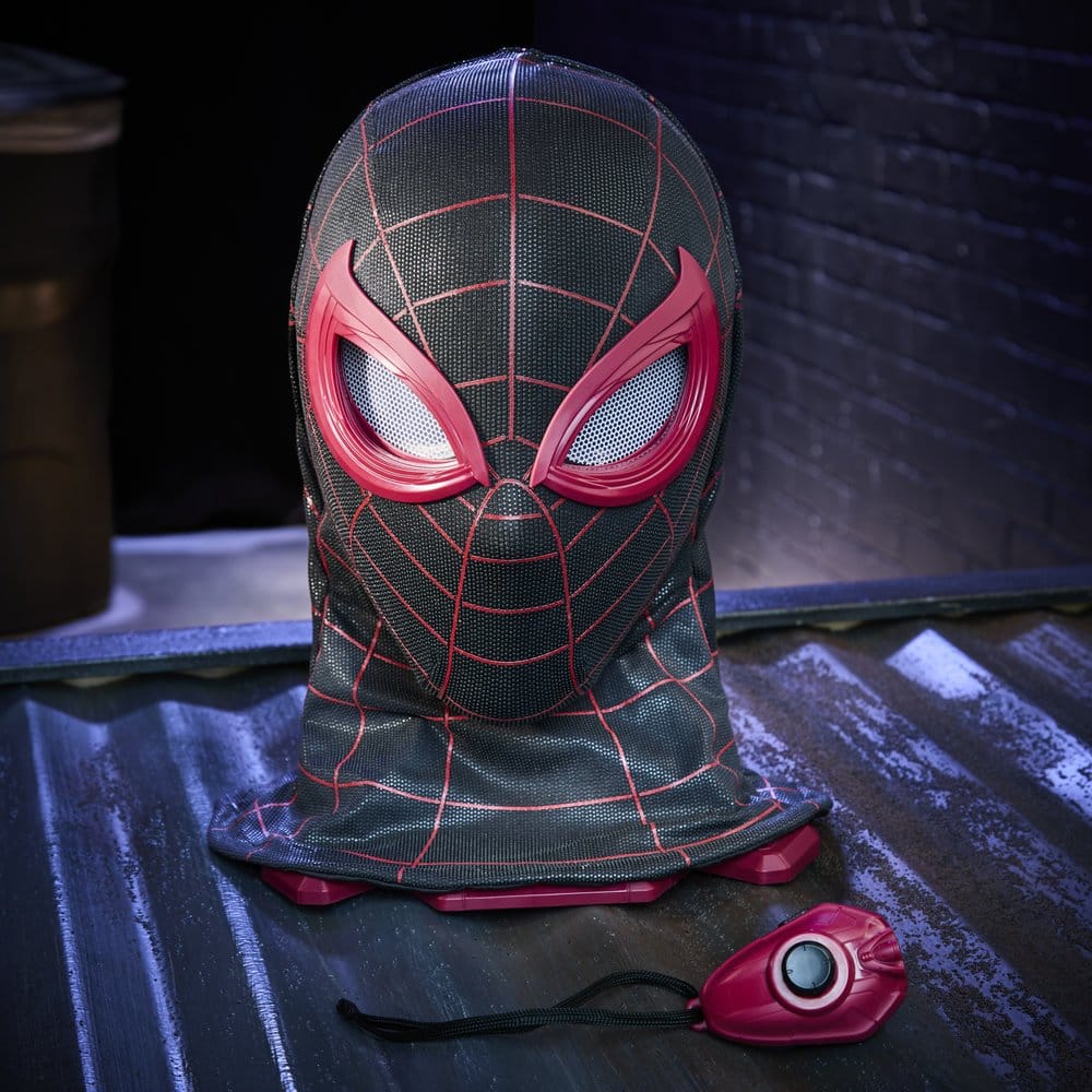 Spider-Man: Miles Morales Marvel Legends Máscara Eletrónica Expressiva