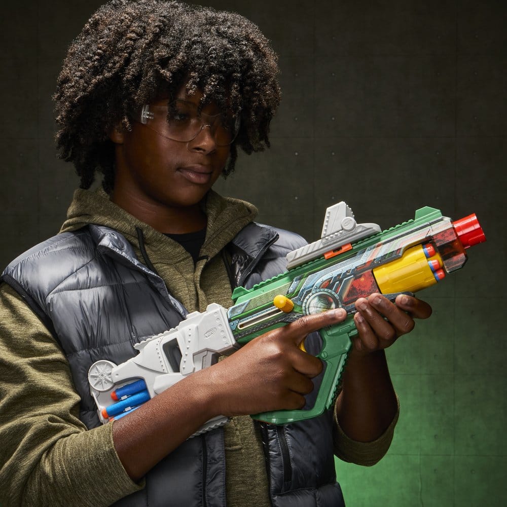 Avengers: Doomsday NERF Lançador de Dardos Doctor Doom