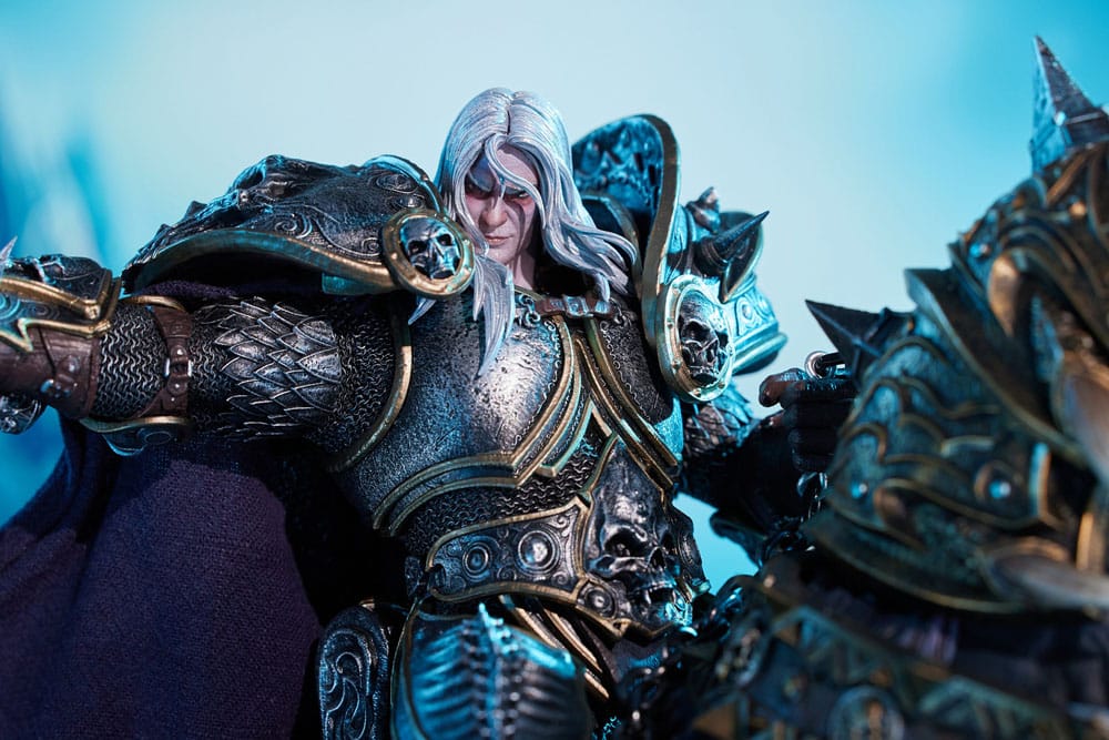 World of Warcraft Estátua The Lich King & Invencível 68 cm