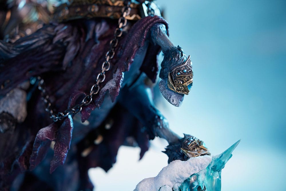 World of Warcraft Estátua The Lich King & Invencível 68 cm