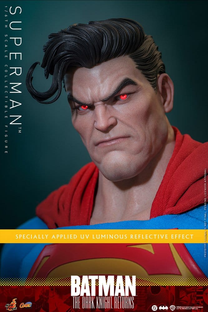 Batman: The Dark Knight Returns Figura Comic Masterpiece 1/6 Superman 34 cm