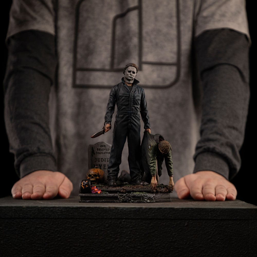 Halloween Estatua 1/10 Deluxe Art Scale Michael Myers 21 cm