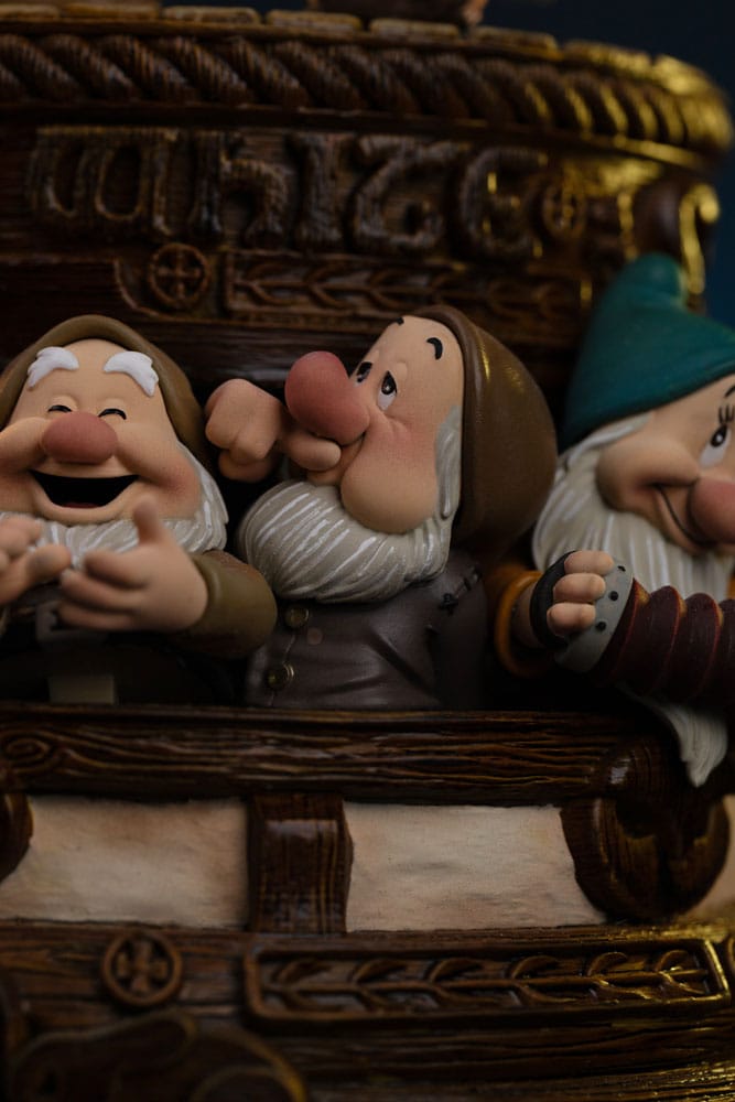 Snow White and the Seven Dwarfs Estatua 1/10 Art Scale Snow White and Dopey Deluxe Edition 21 cm