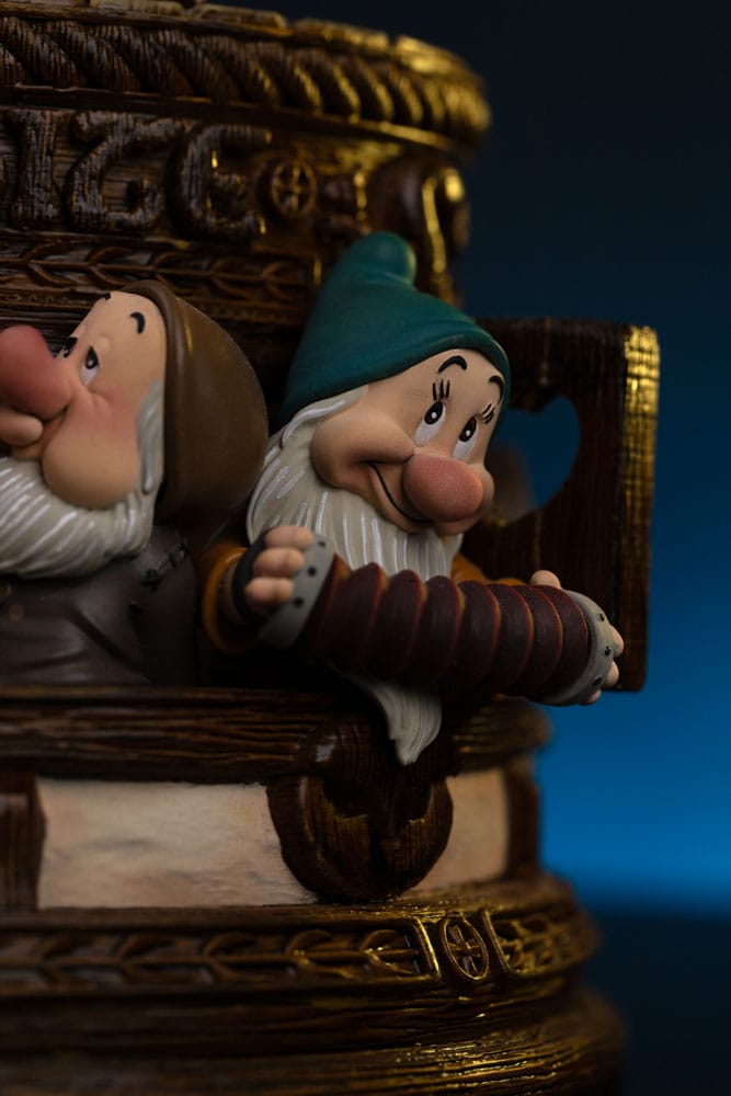 Snow White and the Seven Dwarfs Estatua 1/10 Art Scale Snow White and Dopey Deluxe Edition 21 cm
