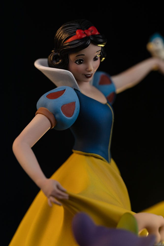 Snow White and the Seven Dwarfs Estatua 1/10 Art Scale Snow White and Dopey Deluxe Edition 21 cm
