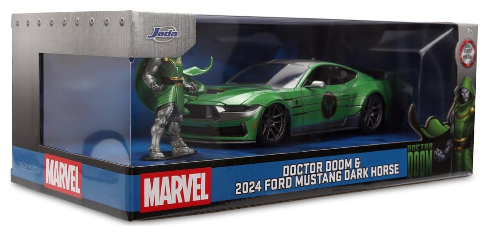 Marvel Vehículo 1:24 Avengers Doctor Doom 2024 Ford