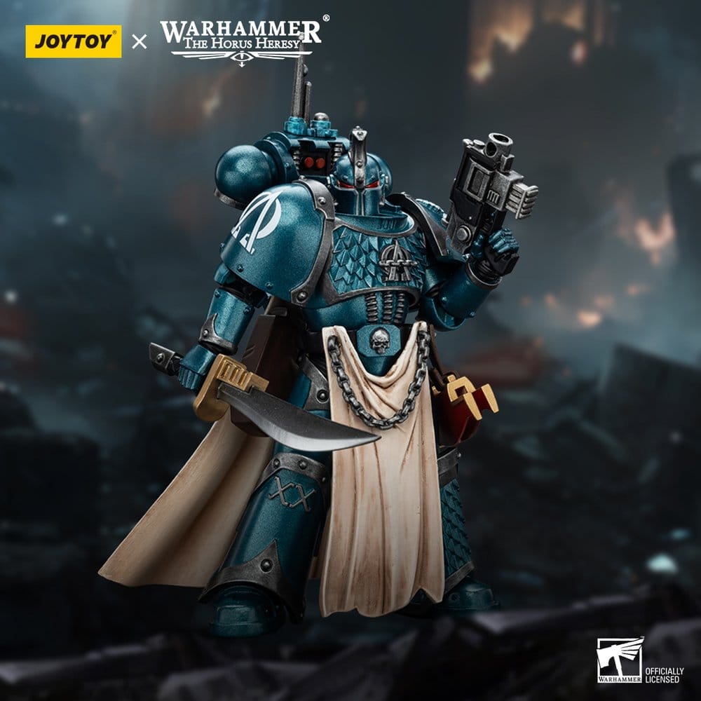 Warhammer The Horus Heresy Figura Alpha Legion Praetor with Power Sword 13 cm