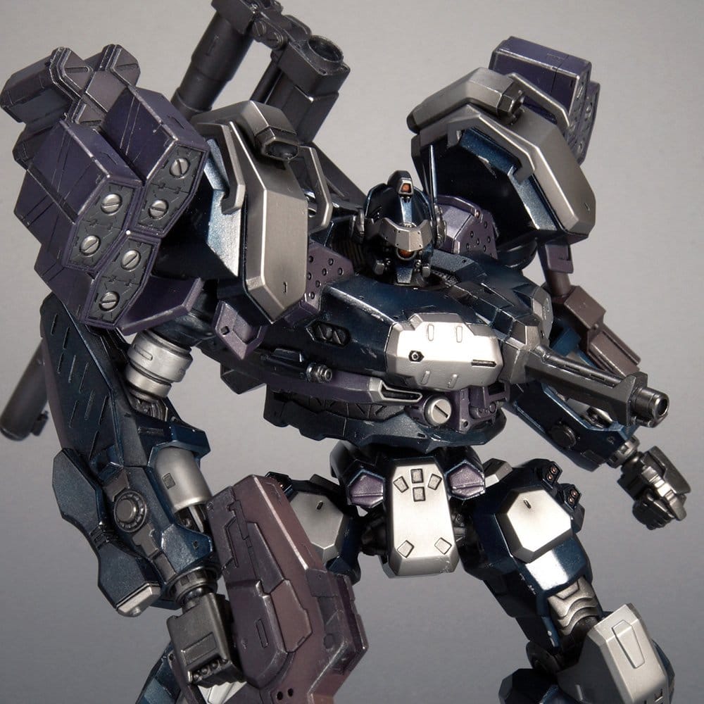 Armored Core Maqueta Plastic Model Kit 1/72 CREST CR-C75U2 Close Quarters Ver. 16 cm