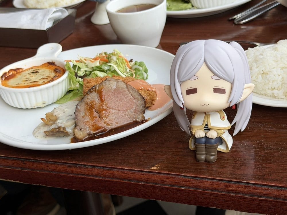 Frieren: Beyond Journey's End Estatuas PVC Look Up Droopy Face Ver. & Himmel 11 cm (with gift)