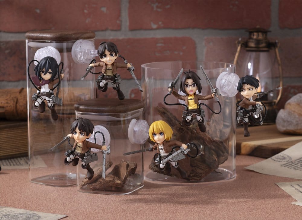 Attack on Titan Tobimas Figuras Mini Blind Box Surtido (6)