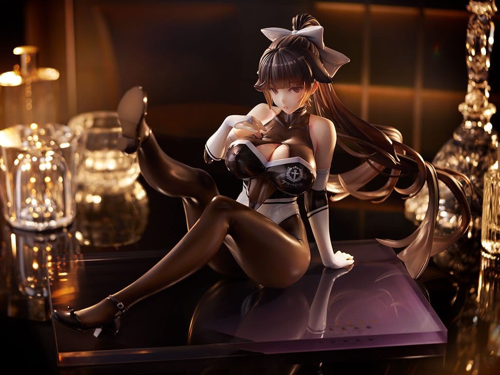 Azur Lane Figura PVC 1/4 Takao Full Throttle Charmer 22 cm