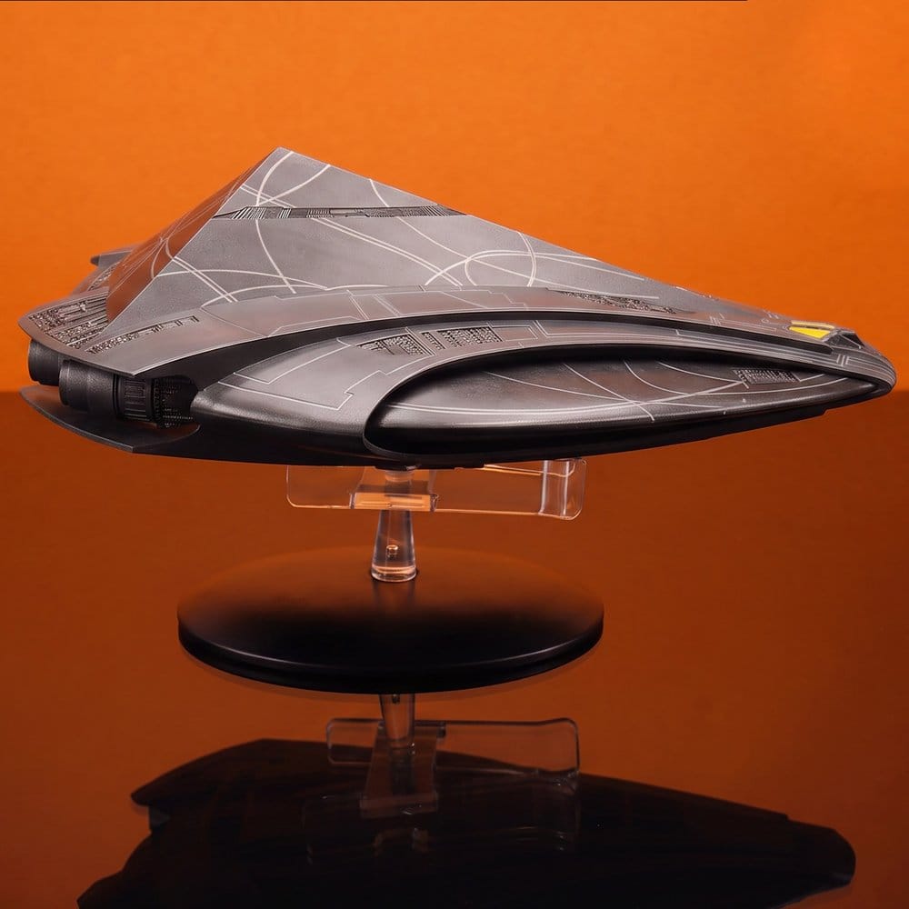 Stargate Réplica de Modelo Goa'uld Alkesh Bomber 19 cm