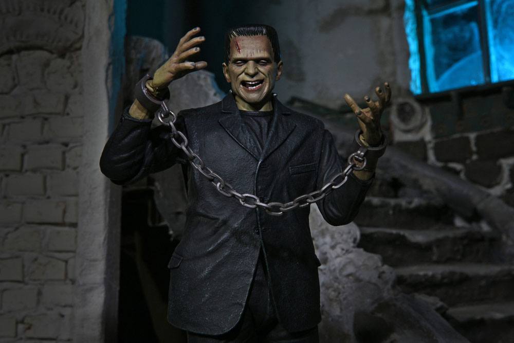 Figura Ultimate Frankenstein Monster Universal Monsters 18 cm