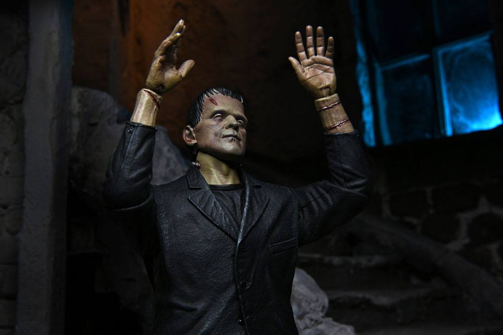 Figura Ultimate Frankenstein Monster Universal Monsters 18 cm