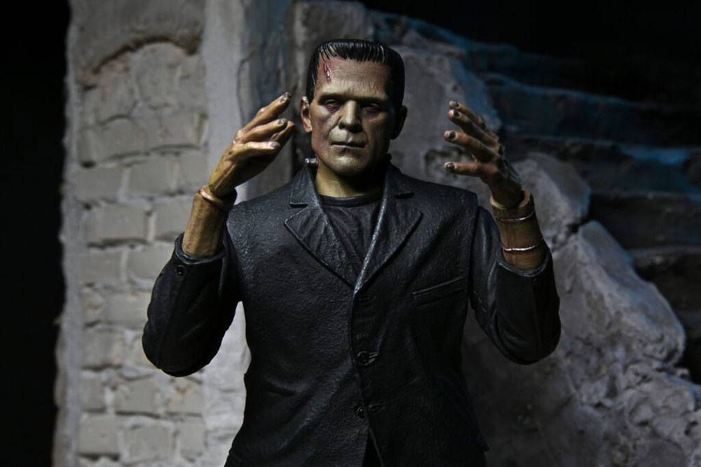 Figura Ultimate Frankenstein Monster Universal Monsters 18 cm