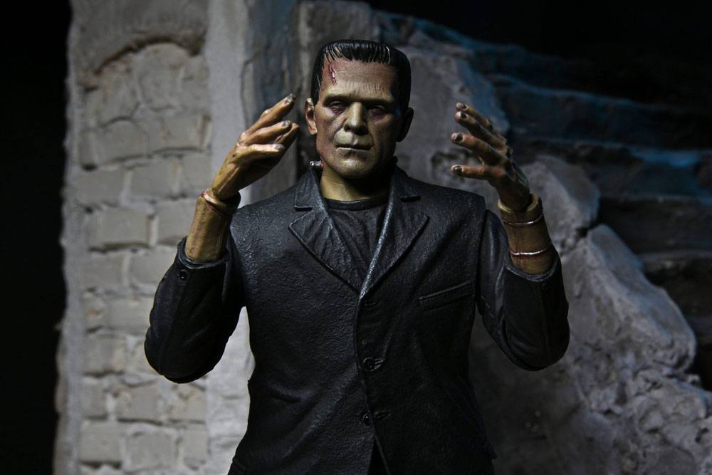 Figura Ultimate Frankenstein Monster Universal Monsters 18 cm