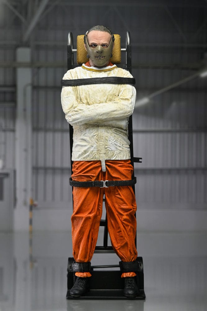 Figura Dr. Hannibal Lecter Masked el Silencio de los Corderos 18 cm