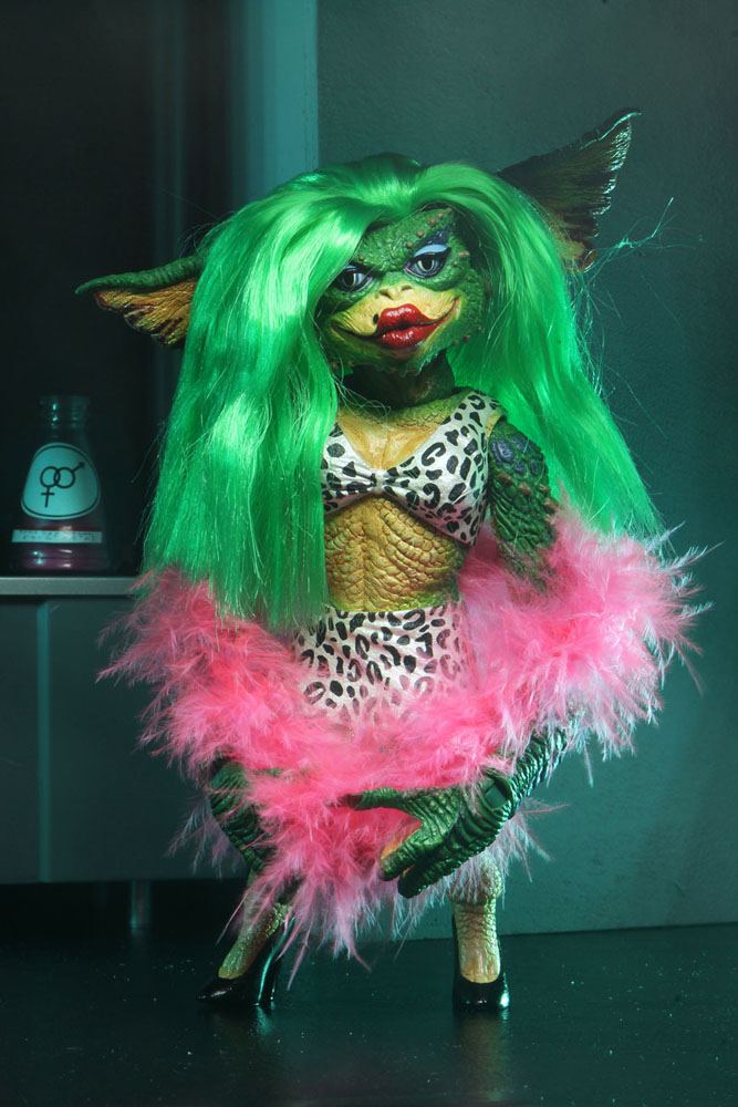 Gremlins 2 Ultimate Figura Greta 15 cm