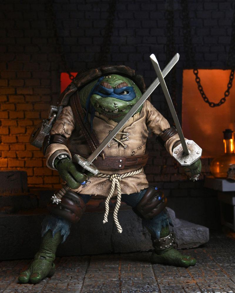 Figura Ultimate Leonardo As Hunchback Tortugas Ninja 18 cm