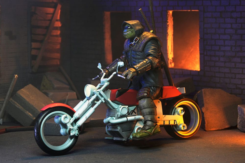 Tortugas Ninja (The Last Ronin The Lost Years) Figura Casey Marie with Last Ronin Motorcycle 18 cm