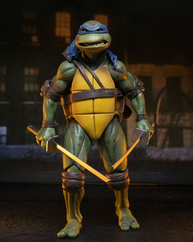 Tortugas Ninja (1990 Movie) Figura Roof Top Battle Shredder vs Leo 18 cm