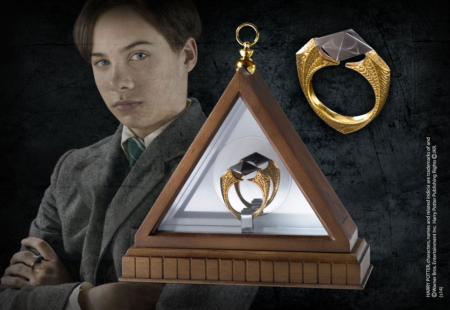 Harry Potter Réplica 1/1 Anillo Lord Voldemort (bañado en oro) Frikytopia