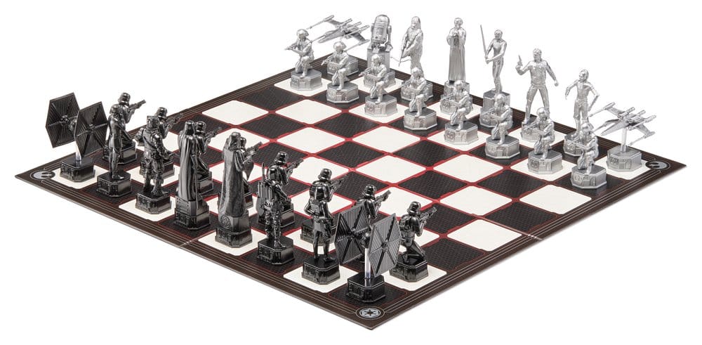 Star Wars Original Trilogy Juego de Ajedrez 47 cm