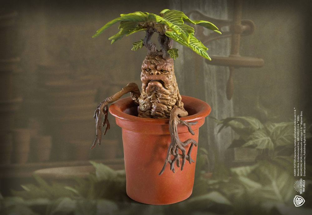 Harry Potter Estatua Magical Creatures Mandrake 13 cm