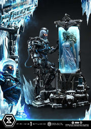 DC Comics Real Elite Masterline Series Estátua 1/3 Batman (Comics) Mr. Freeze Heart of Ice (Design by Carlos D'Anda) 82 cm