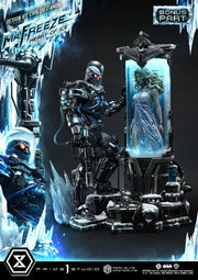 DC Comics Real Elite Masterline Series Estátua 1/3 Batman (Comics) Mr. Freeze Heart of Ice (Design by Carlos D'Anda) Deluxe Bonus Version 82 cm